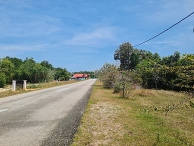Tanah TEPI SUNGAI FIKRI 0.8 EKAR