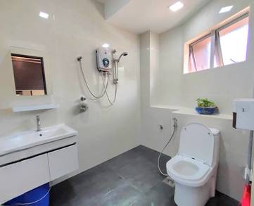 [FREEHOLD+CORNER LOT] SS14, Subang Jaya (10Min walk to LRT, 5 Bilik)