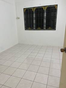 Sri Penara Apartment , Renovated , 100% Loan , Sri Permaisuri