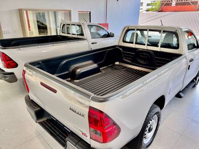 Full Loan 2025 Toyota HILUX 2.4cc Single Cab Manua