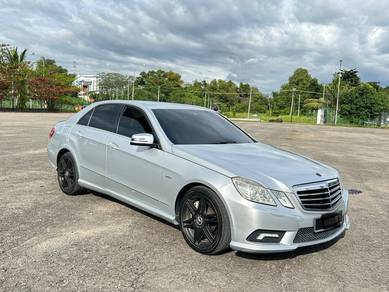 Mercedes Benz E200 3.0 CDI BlueEFFICIENCY (A)