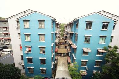 Flat Taman Bukit Angkasa