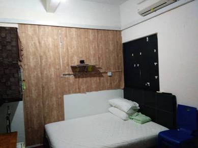 Nice Room with private bathroom At Tabuan Jaya Kuching