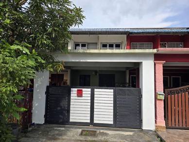 Freehold Status Double Storey Taman Pekan Meru, Klang