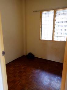 Rumah sewa Permai Apartment Tingkat 2 damansara damai