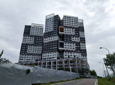 Midas Perling Apartment