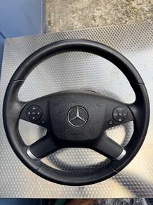 Mercedes steering 90% like new