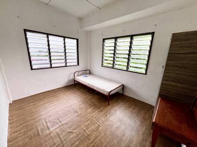 Rumah Baru Cat Flat Taman Cheras Awana