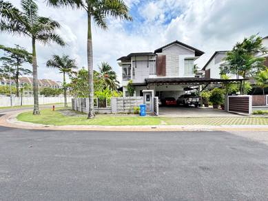 CORNER LOT 2 Storey Bungalow Laman Seri, Seksyen 13 Shah Alam