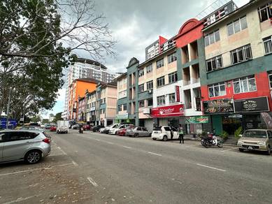 Ground Floor Shop 20x70 Taman Mas Puchong For Sell