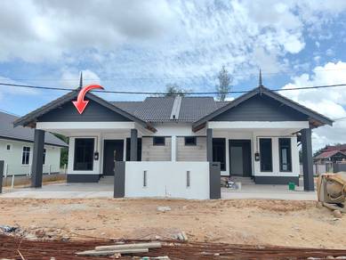 Rumah SEMI D CANTIK SEBELAH SK KG BANGGOL PERADONG MANIR K.TRG