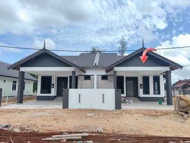 Rumah SEMI D CANTIK 4BILIK CORNER LOT KG BANGGOL PERADONG MANIR K.TRG