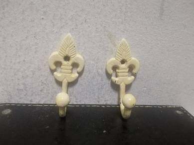 2 Vintage Metal Wall Hooks