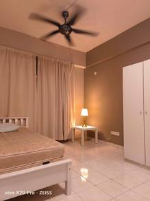 Room To Rent Palm Garden Apartment(Female Only)