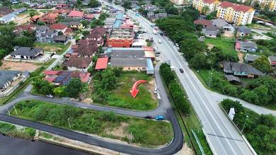 Tanah 4LOT KEDAI TEPI JALAN BESAR KG BUKIT TUMBUH KUALA NERUS