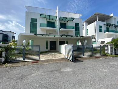 Corner Lot 2.5 Storey Semi D Taman Gunung Perak Alor Setar For Sale