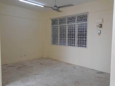 Taman Bukit Jambul KITCHEN near FTZ PDC Queensbay Amari AC Hotel Mydin