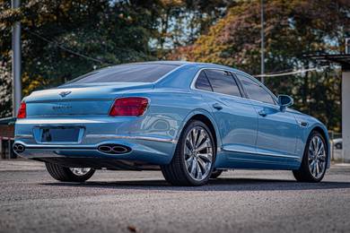 Bentley Flying Spur Azure