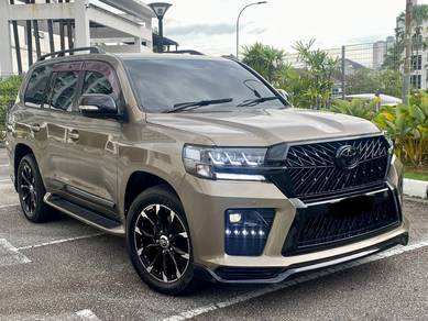 Toyota LAND CRUISER V8 4.5 DIESEL TURBO NEW FACE