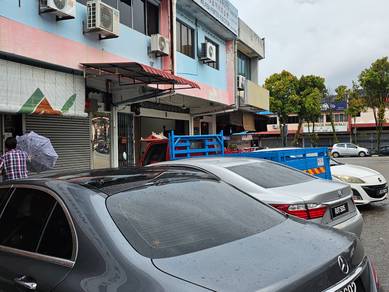 2 sty shop lot at bakawali tmn johor jaya jb