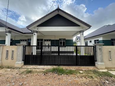 Rumah SEMI D CANTIK 2UNIT 4BILIK DEKAT SK KG KELULUT MARANG
