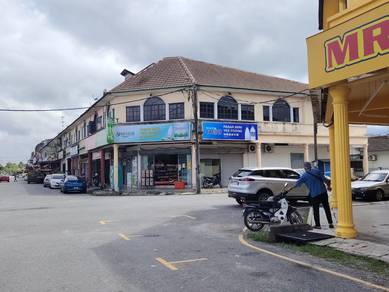 TWO STOREY-SHOPLOT 2800sf 2units JLN AIR KUNING TAiPING