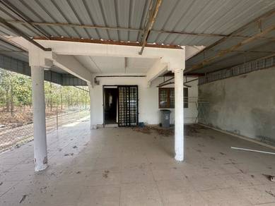Taman Merak Mas End Lot Single Storey Terrace, Bukit Katil