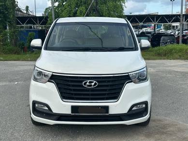 Hyundai GRAND STAREX EXECUTIVE PLUS 2.5L (A)