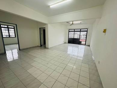 Skudai Villa