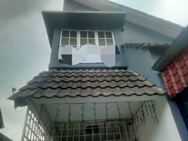 Ampang Taman Bukit Teratai Townhouse
