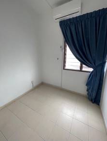 (New Aircond) Tmn Puchong Perdana Jln Mawar 2sty House Utama Intan 1 2