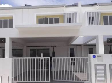 3.221. 2-Storey Intermediate Terrace House For Sale