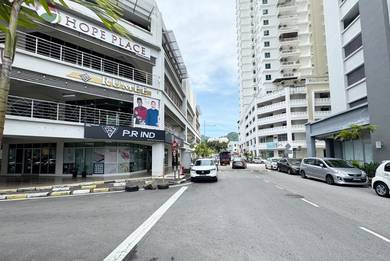 One Sky Bayan Baru Ground Floor with tenancy Corner Good for invest