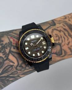 Custom Seiko Mod 40mm Black Gold Kanagawa Yachtmas