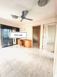 Taman Selatan Medan Penaga Jelutong Apartment Renovated