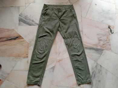 Uniqlo Army Green W,30