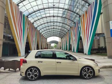 Volkswagen GOLF 2.0 GTi (MK6) (A) 1OWNER