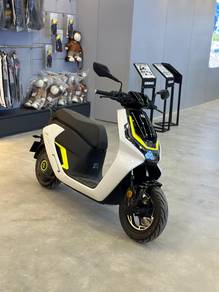 ZEEHO AE8S  (EV SCOOTER) Ready Stock