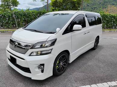 Toyota VELLFIRE 2.4 Z GOLDEN EYES FACELIFT