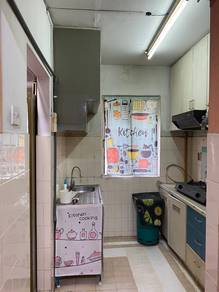 Seksyen 2 flat , 700sf , 3r2b , basic , block a1 ,  wangsa maju