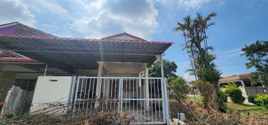 Double Storey End Lot Taman Permai Seremban for sale