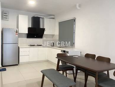 Huni Eco Ardence Setia Alam fully furnished for rent ,parking easy