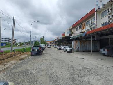 3-Storey Shop @ Taman Fu Guan Industrial Centre Bundusan