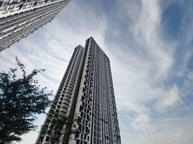 Vivo Executive Apartment Batu Kawan -  1 Car Park - Best Price