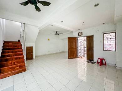 2 Storey Terrace 22x80 Jalan Nova Subang Bestari