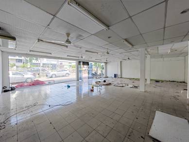 Big Size 2 Storey Retails Space Facing Main Road @ Jalan Raja Uda