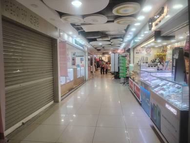 [BELOW MARKET VALUE] Retail Space at Dataran Pahlawan Mall Melaka City