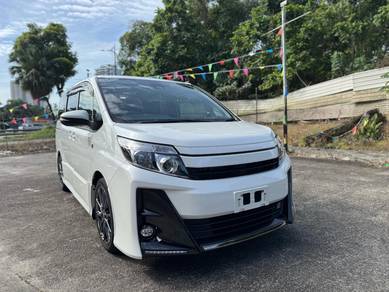 Toyota NOAH 2.0 GR Sport Version