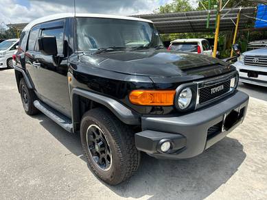 Toyota FJ 4.0 CRUISER (A)