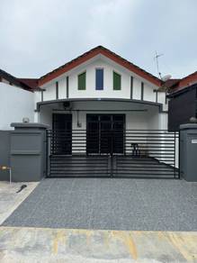 Single storey bandar putra kulai jalan tiong cantik untuk dijual